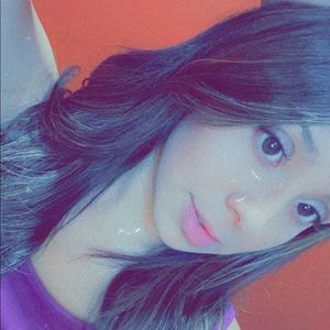 Meet your Posher, Priscila